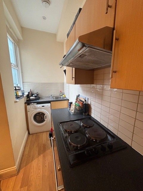 Property photo 3 of 5 Kitchen
