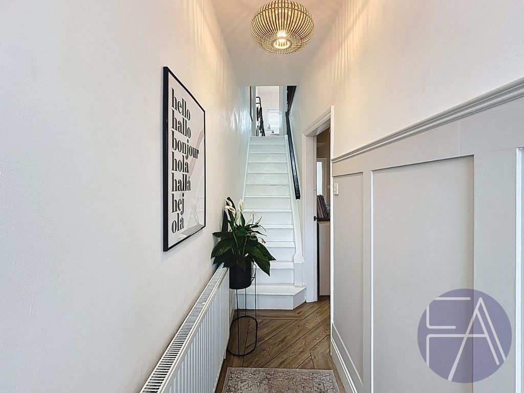 Property photo 2 of 23 4405191
