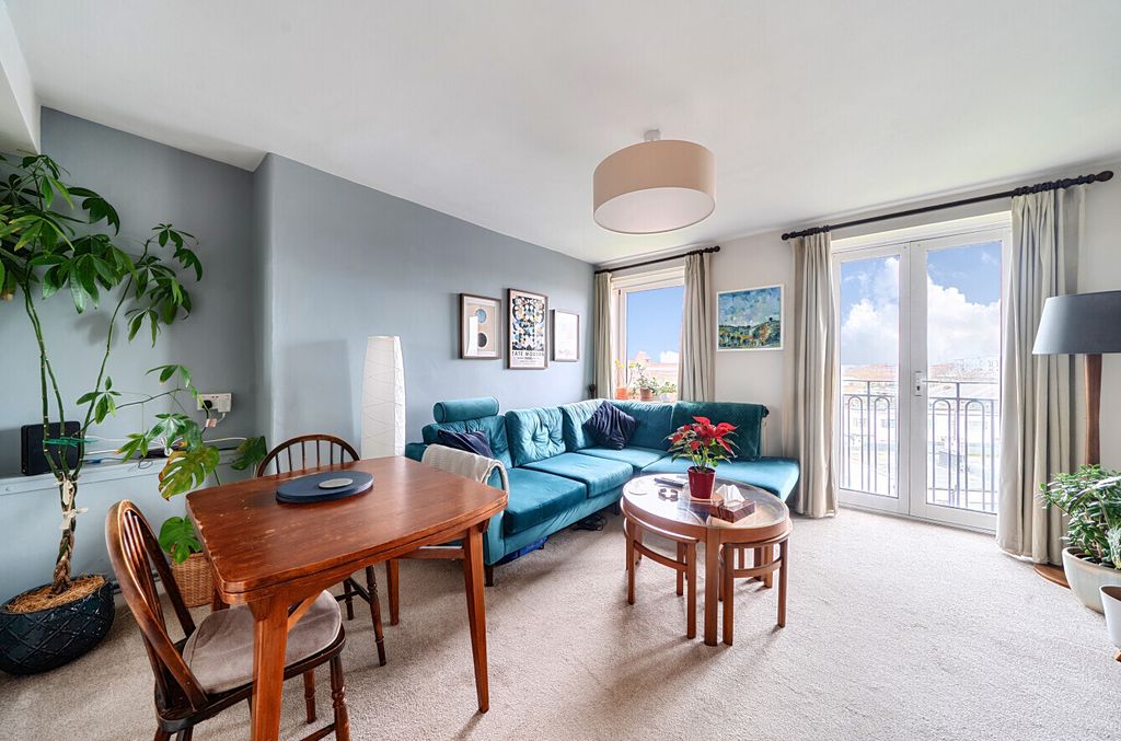 Property photo 1 of 14 Reception Room