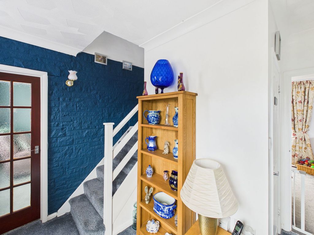 Property photo 3 of 26