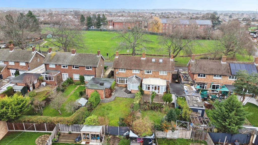 Property photo 2 of 22