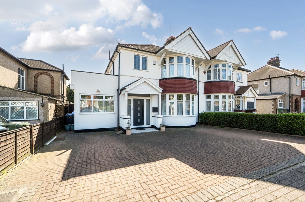 Property photo 1 of 23 1454221-21-69F4ba...