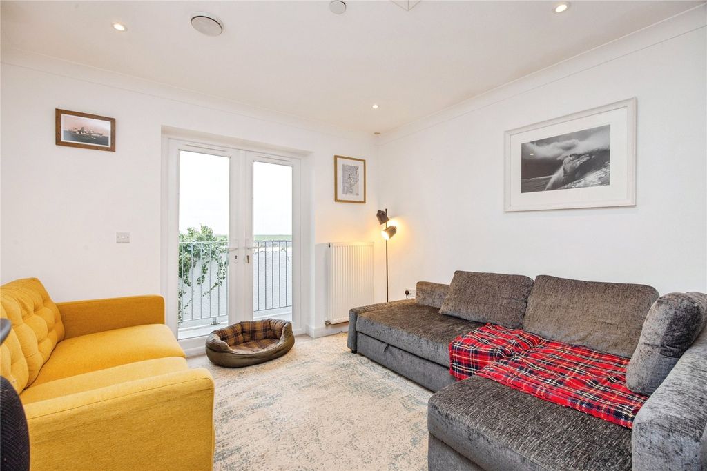 Property photo 2 of 10 Picture No. 16