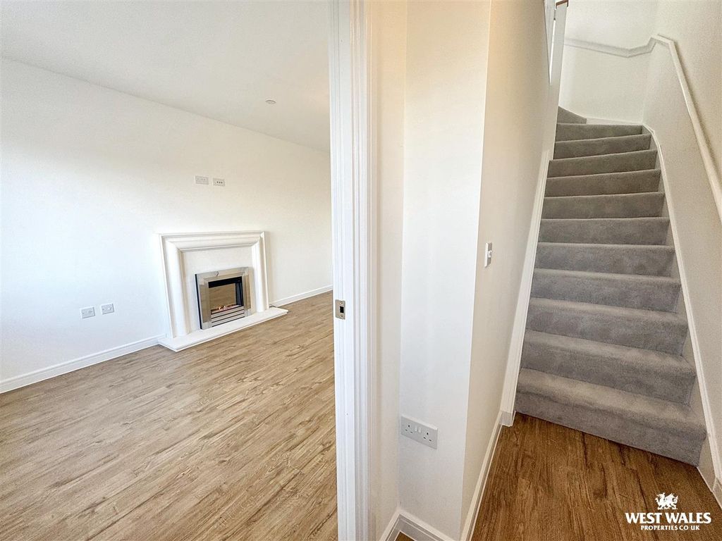Property photo 3 of 27 Img_0292.Jpg
