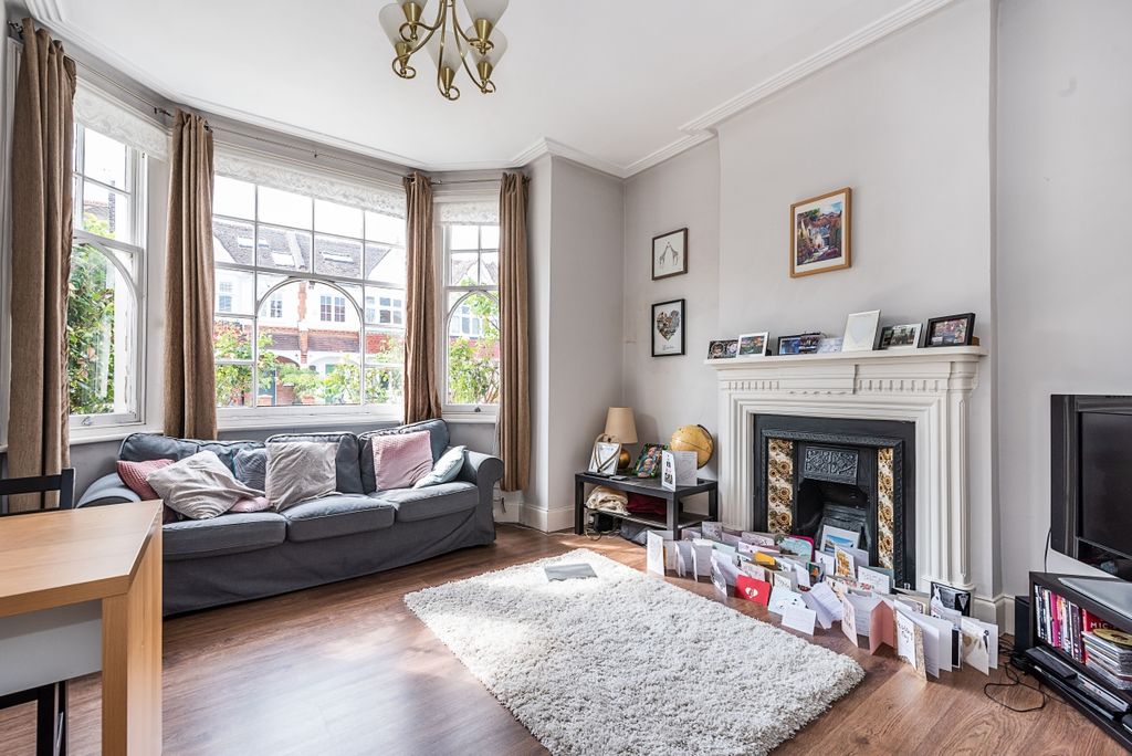 Property photo 3 of 13 Reception