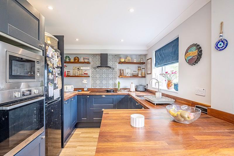 Property photo 1 of 14 Photo 1