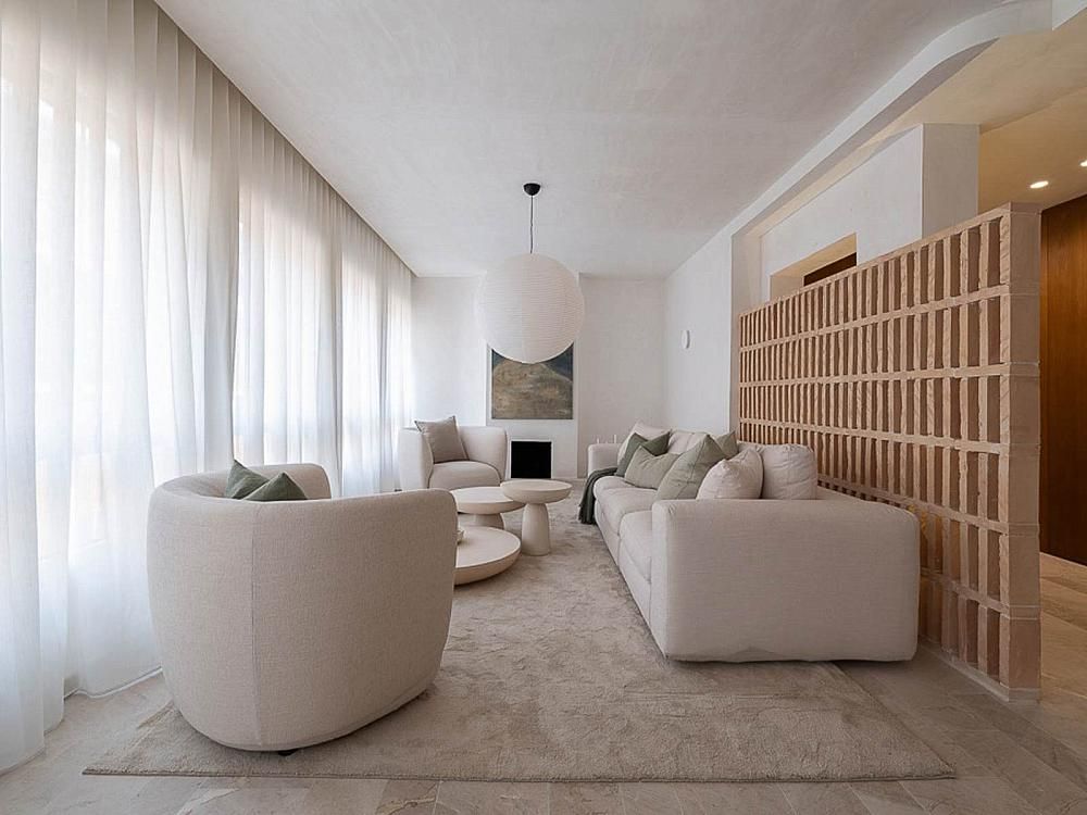 Property photo 2 of 28 Apartment For Sale In Palma Mallorca