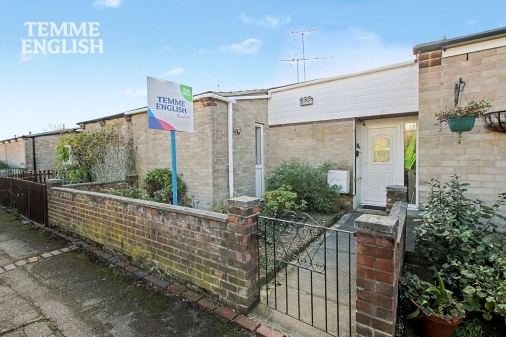 Property photo 1 of 24