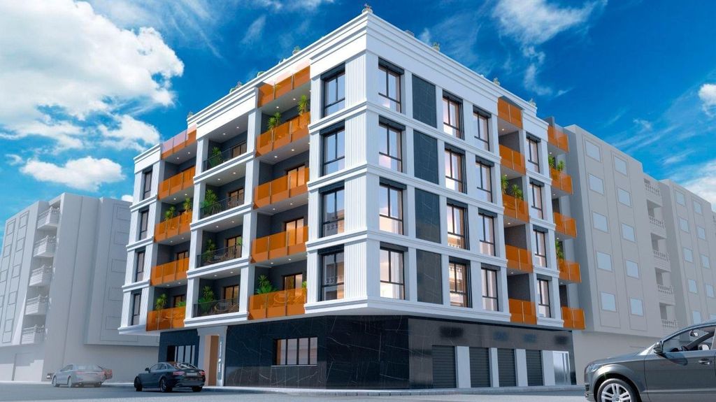 Property photo 2 of 35