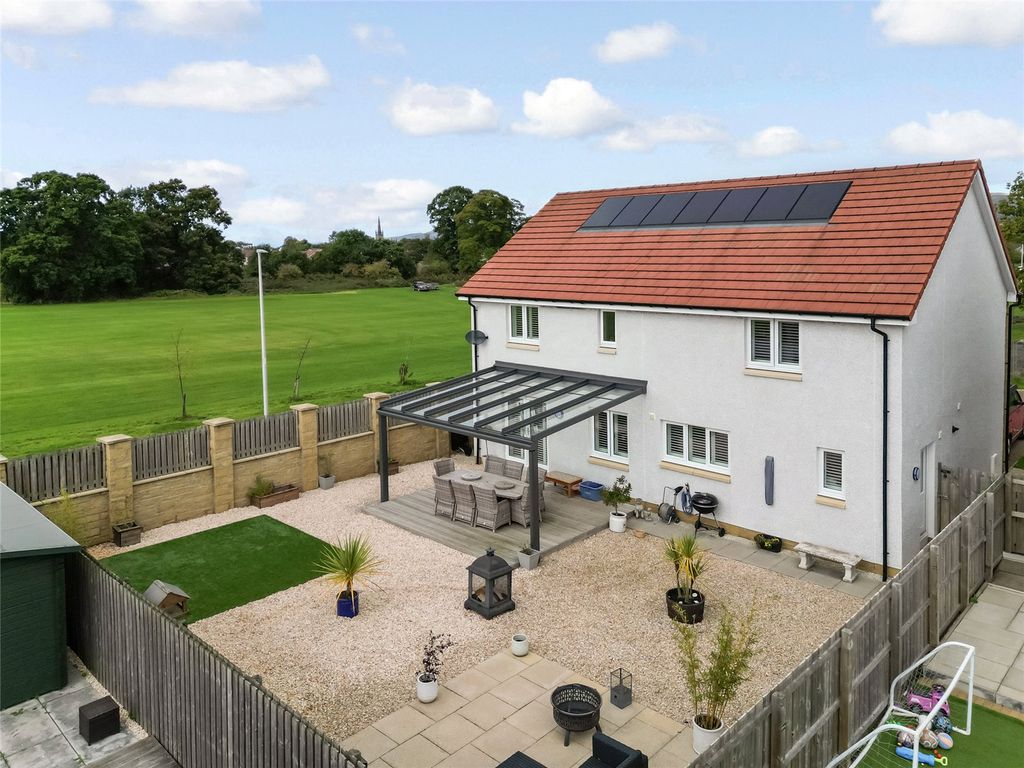 Property photo 2 of 30 Drone Rear