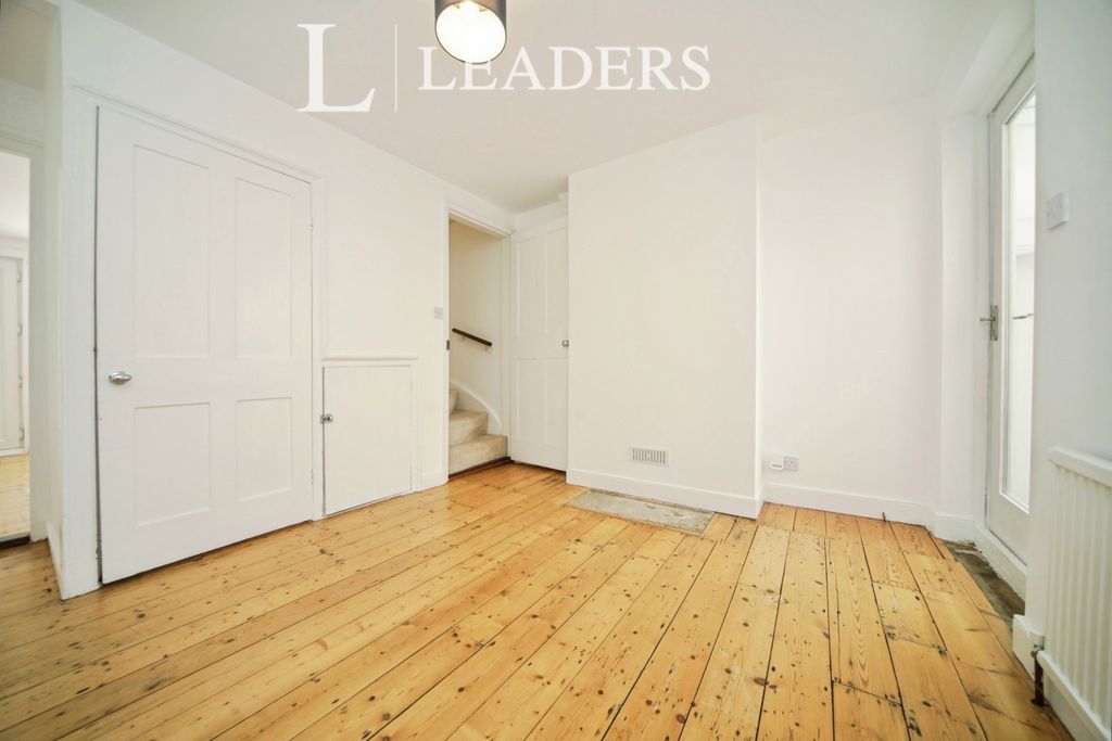 Property photo 3 of 12 Pbox-Img.Jpg