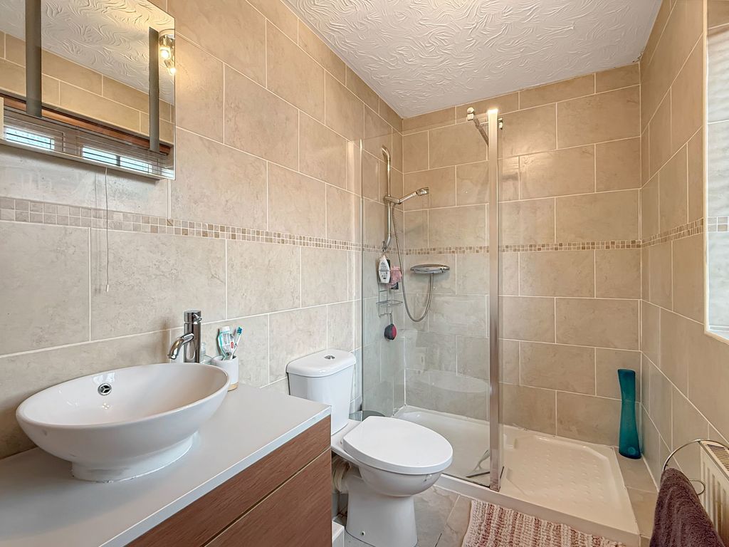 Property photo 3 of 26
