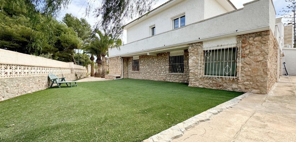 Property photo 3 of 28