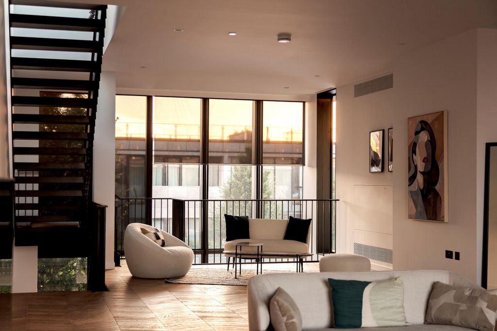 Property photo 1 of 20 Image