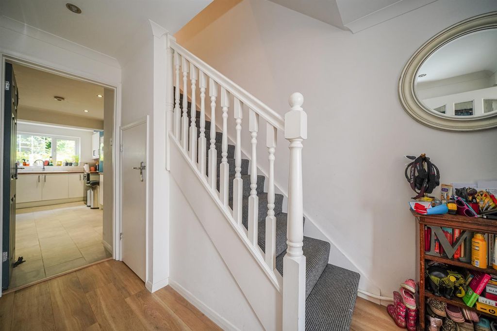 Property photo 2 of 15 20-Crouchfield-03667.Jpg