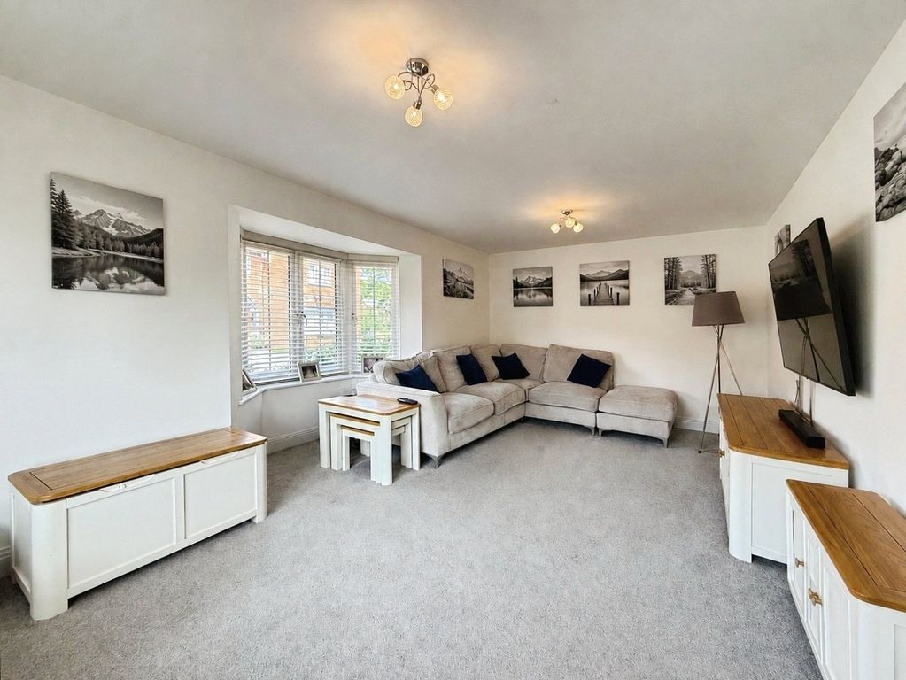 Property photo 2 of 21 Picture No. 02