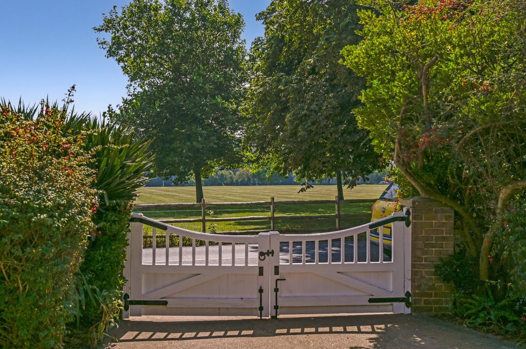 Property photo 3 of 27 Picture No. 20