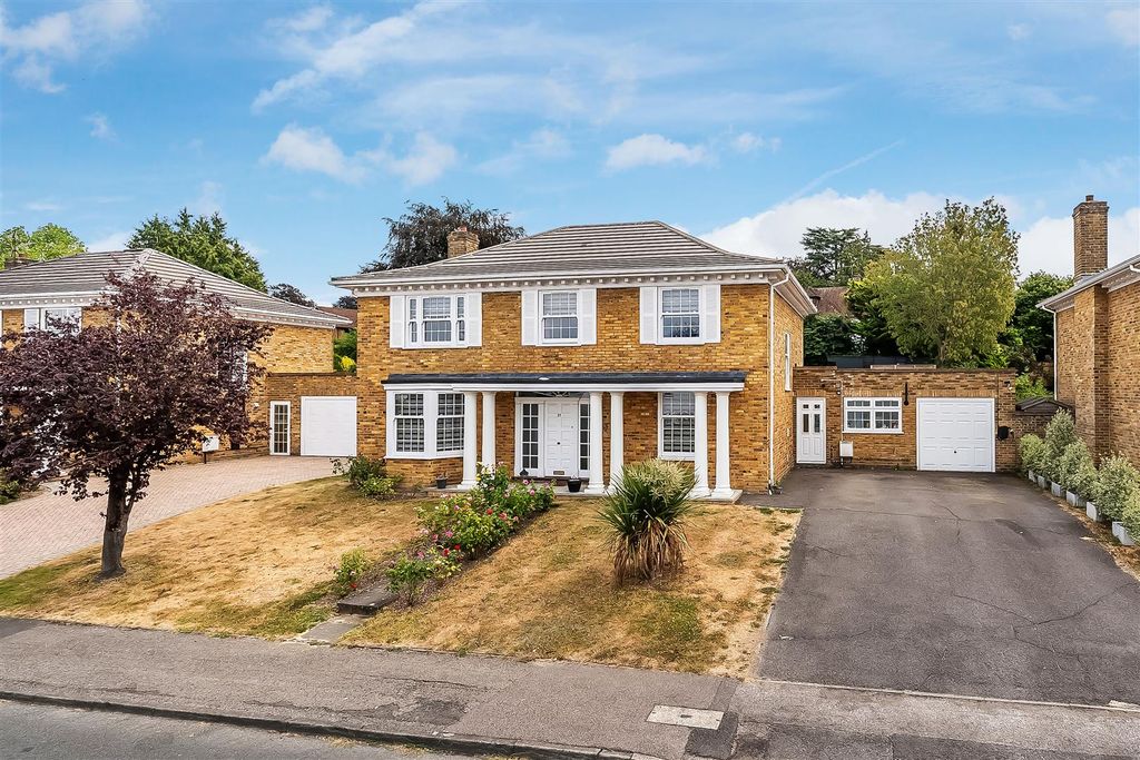Property photo 1 of 20 37-Badingham-Drive-36.Jpg