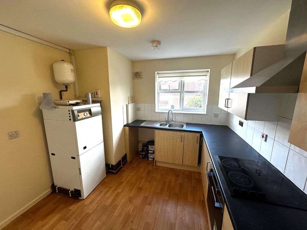 Property photo 2 of 8 Hollyhedge Kitchen 1.Jpeg