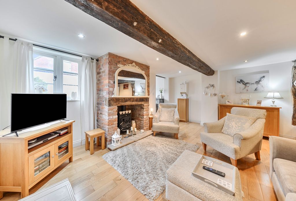 Property photo 3 of 10 1362127-12-68E4E5...