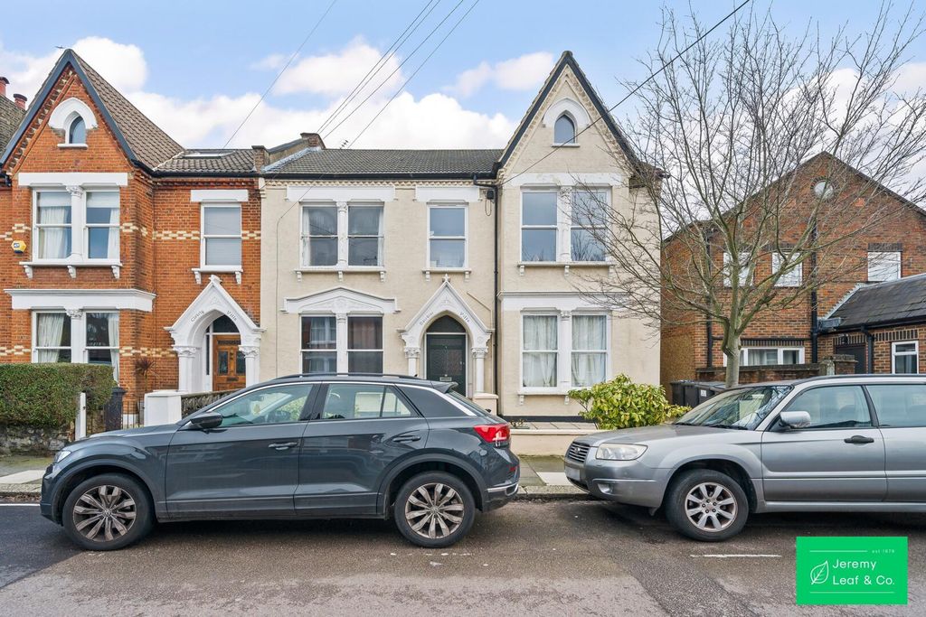 Property photo 1 of 15 Front (Exterior)