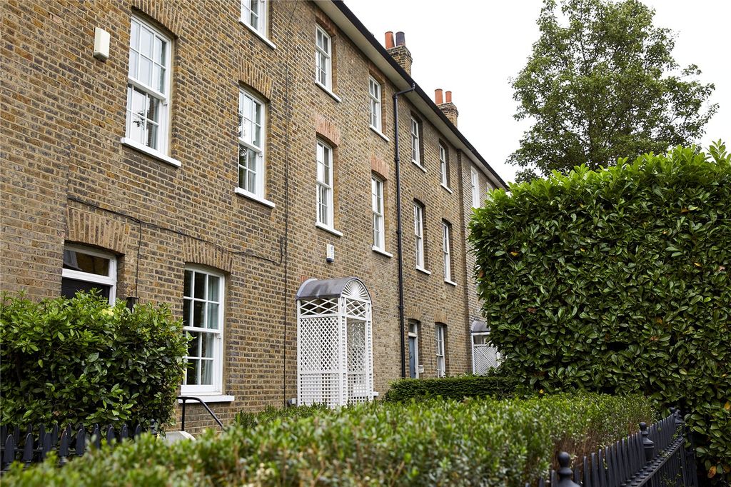 Property photo 2 of 21 Picture No. 22