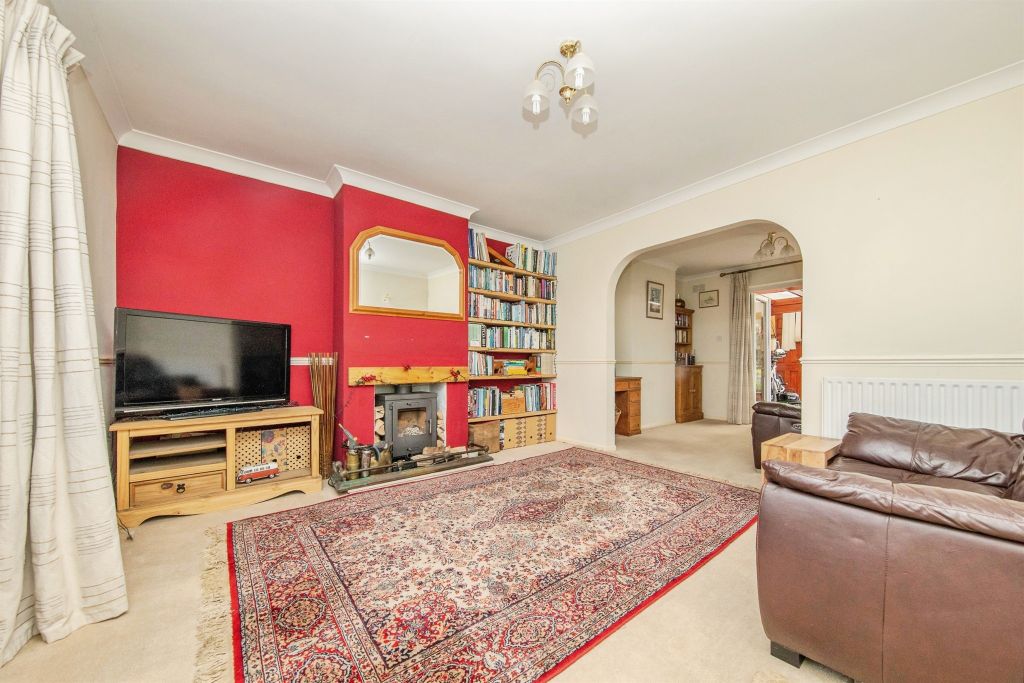 Property photo 2 of 16