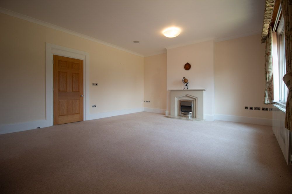 Property photo 2 of 17 Img_8928