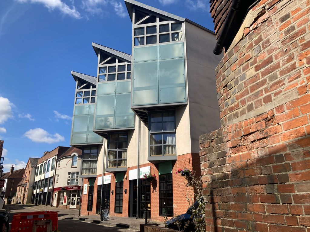 Property photo 3 of 9