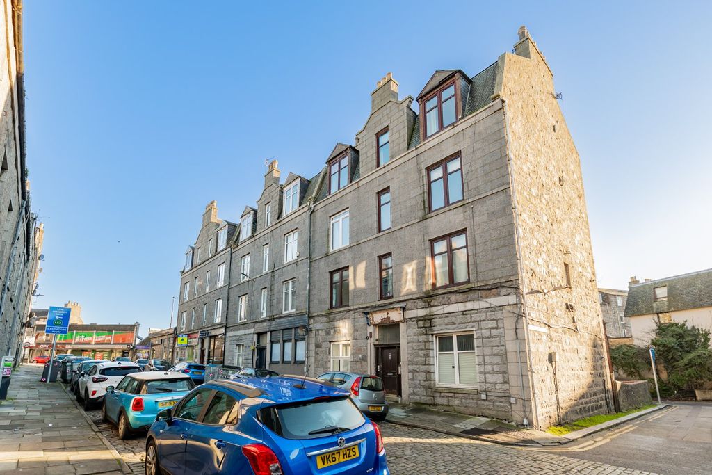 Property photo 1 of 11 Photo 1