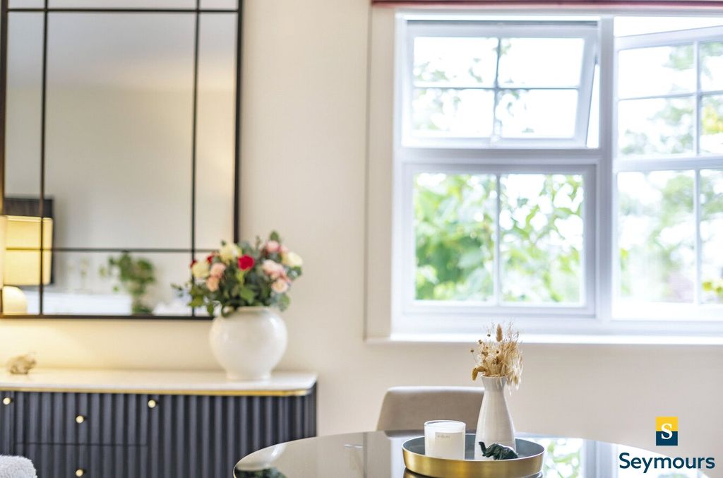 Additional image 7 of 2 bed flat for saleGuildford, Surrey GU1