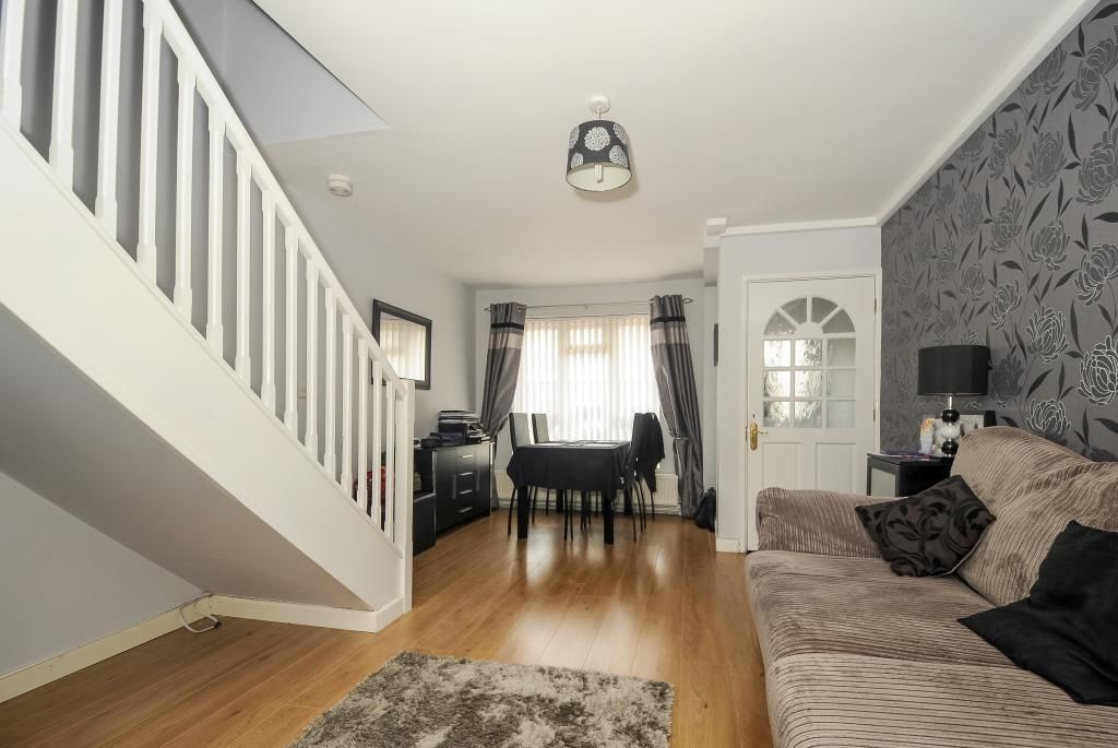 Property photo 2 of 7 Internal View