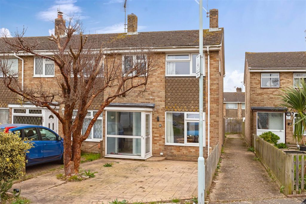 Property photo 1 of 13 Coleridge Crescent_11.Jpg