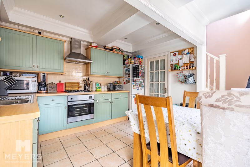 Property photo 3 of 13 Photo 10