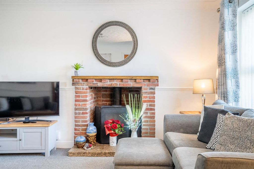 Property photo 3 of 19 Al-8.Jpg