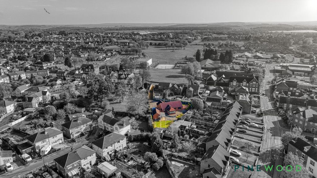 Property photo 2 of 25 Aerial