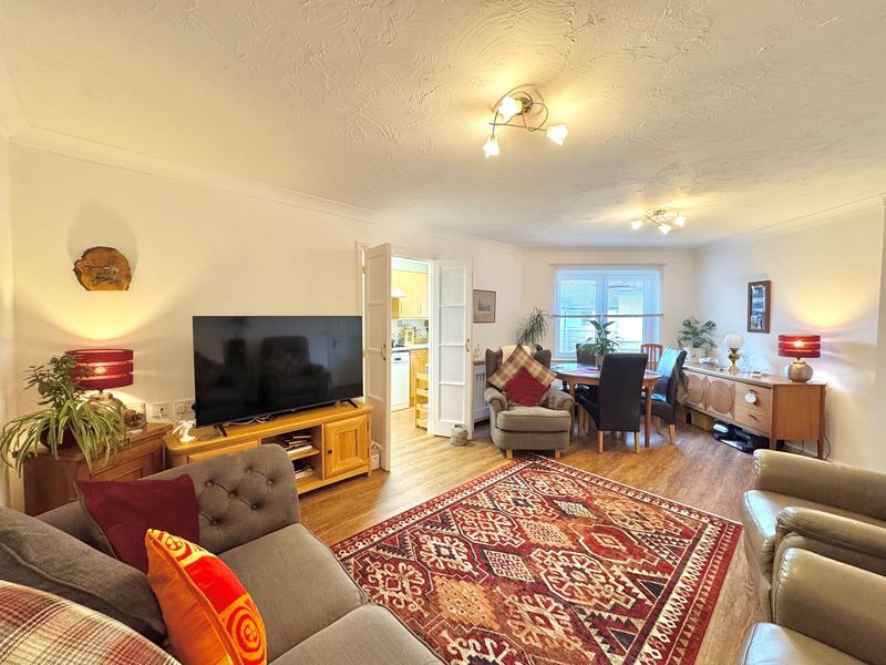 Property photo 2 of 15 Photo 7