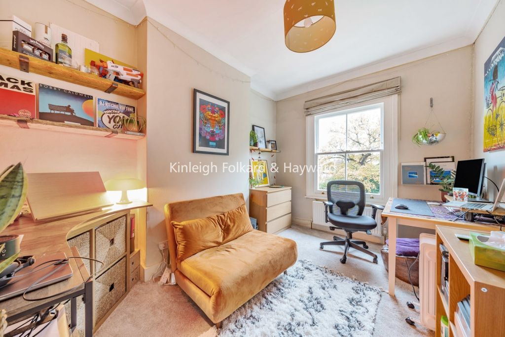 Property photo 3 of 8 5Fe05677-c15d-424E-8