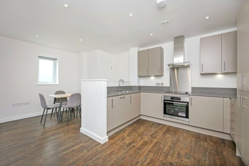 Property photo 3 of 11 Picture No. 06