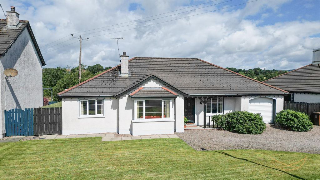 Property photo 3 of 50 Dhp-11.Jpg