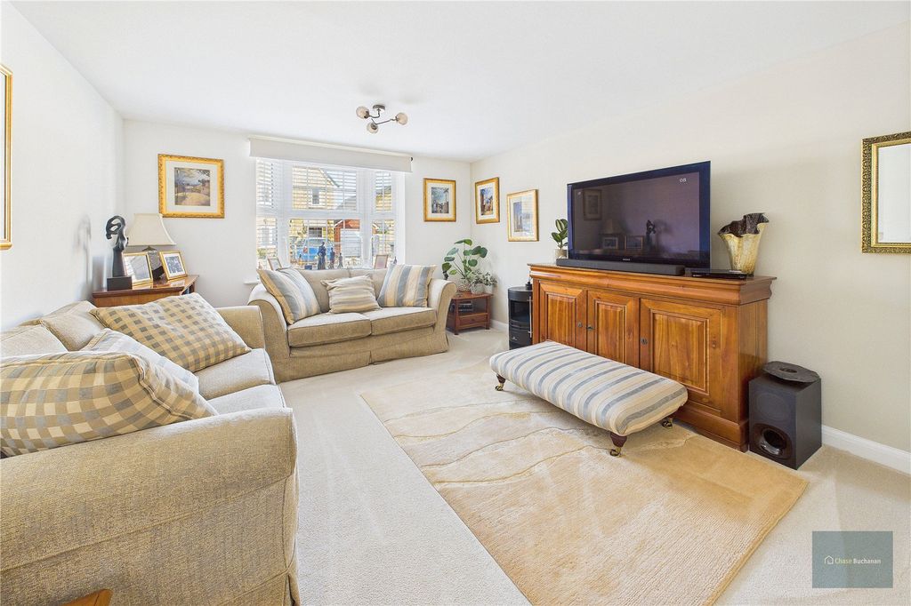 Property photo 3 of 27 Picture No. 07