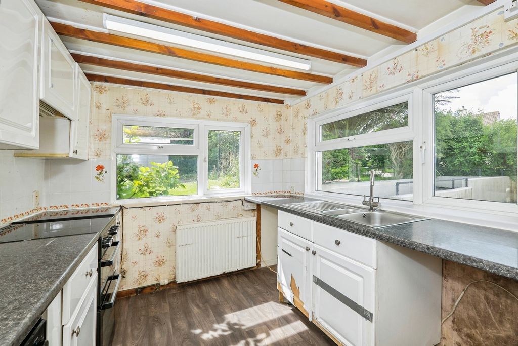 Property photo 3 of 15 Pbox-Img.Jpg
