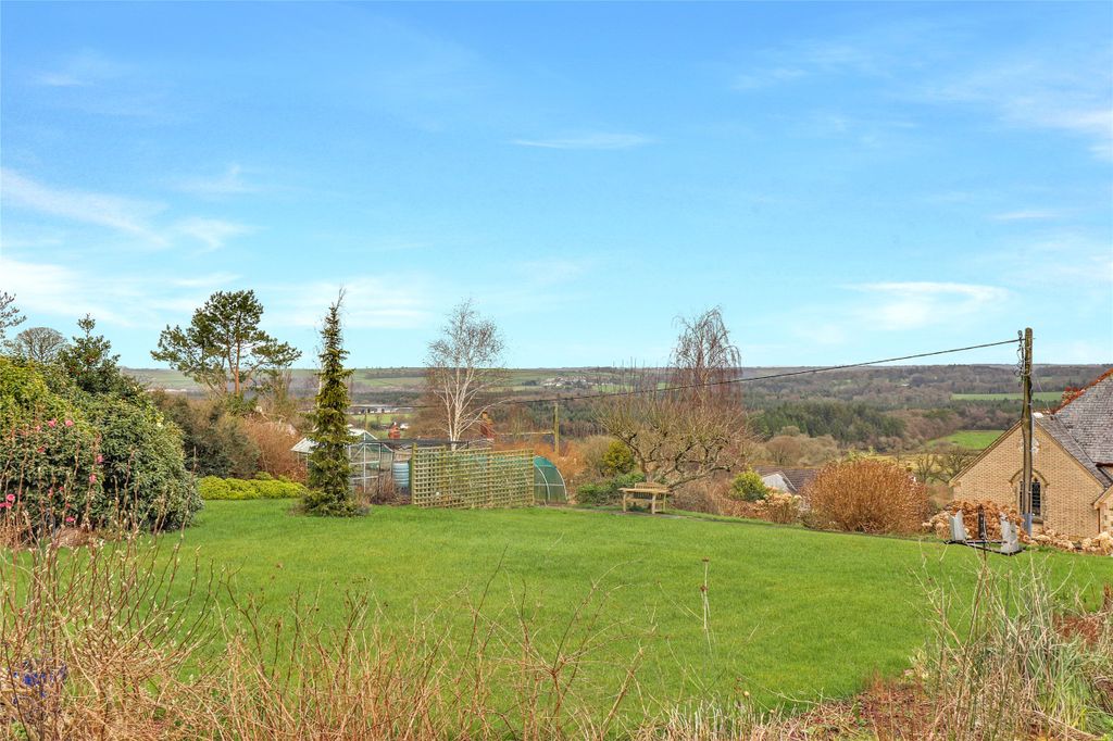 Property photo 2 of 30 2 - Picture No. 28