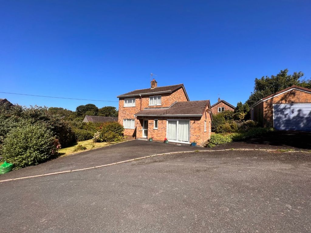 Property photo 1 of 41