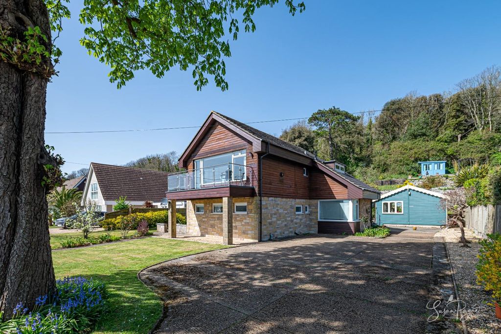 Property photo 1 of 37 Foxrock