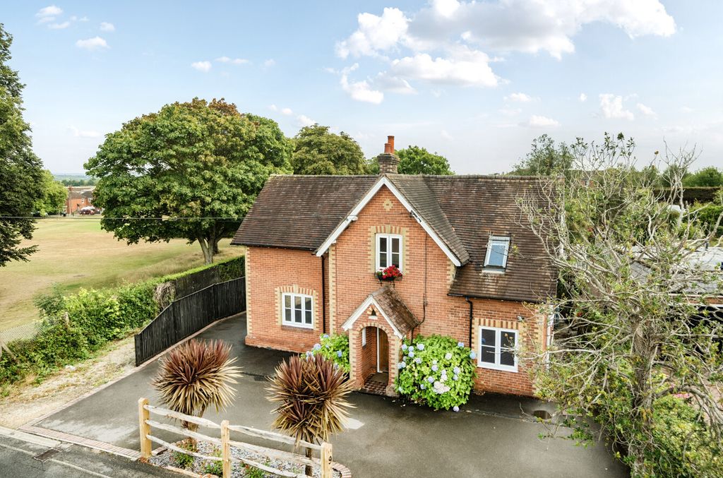 Property photo 1 of 17 1328488-6-687Fd76...