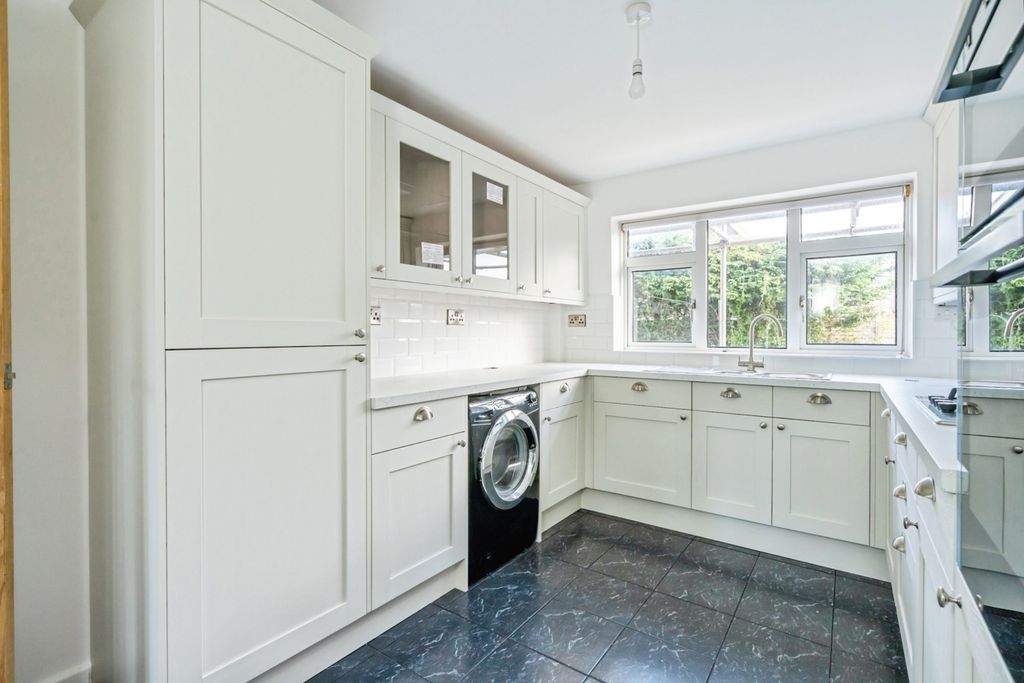 Property photo 2 of 22 Pbox-Img.Jpg