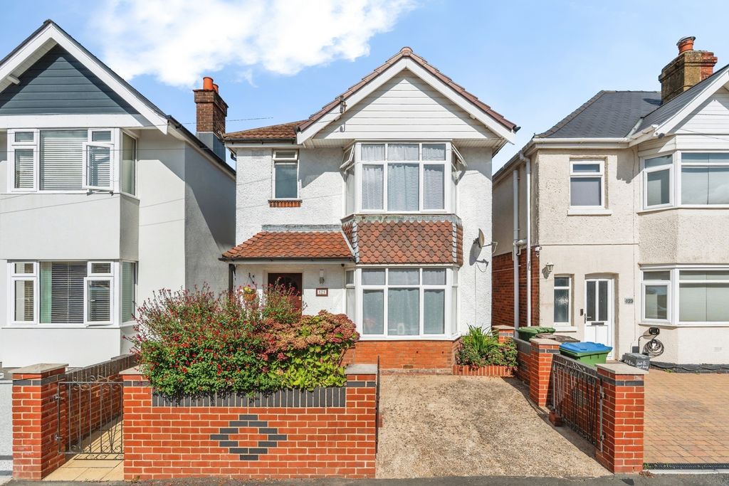 Property photo 1 of 18 Pbox-Img.Jpg