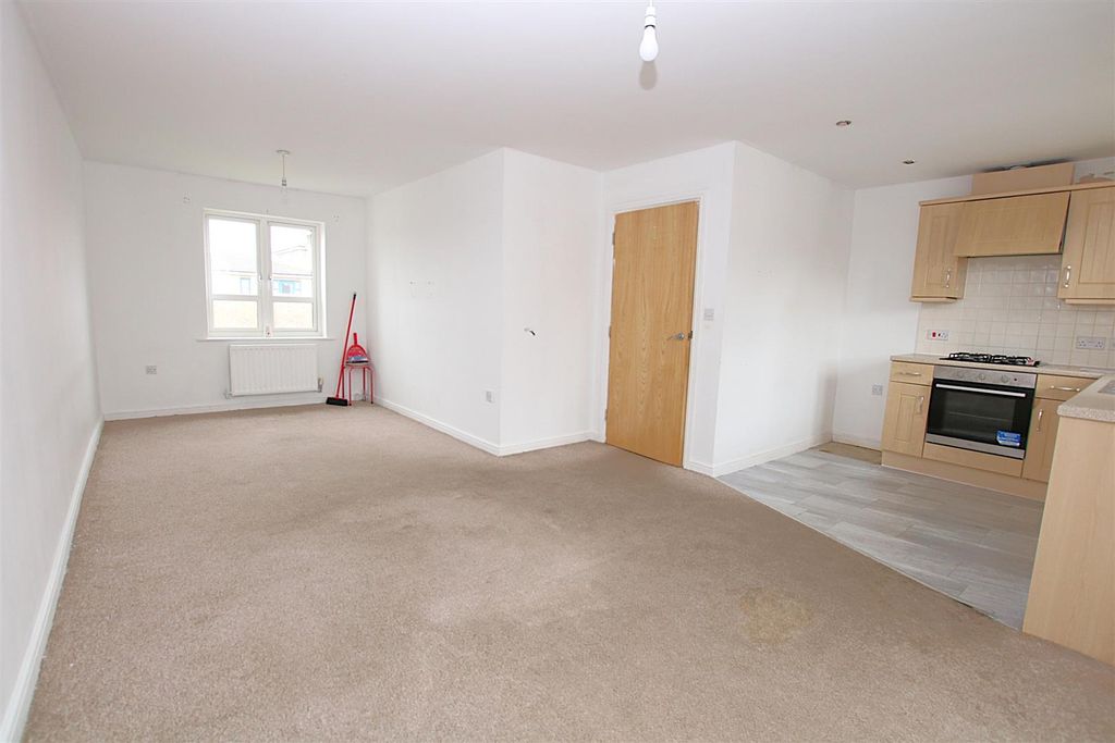 Property photo 3 of 8 Img_5529.Jpg