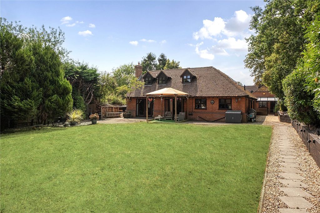 Property photo 1 of 28 Picture No. 26